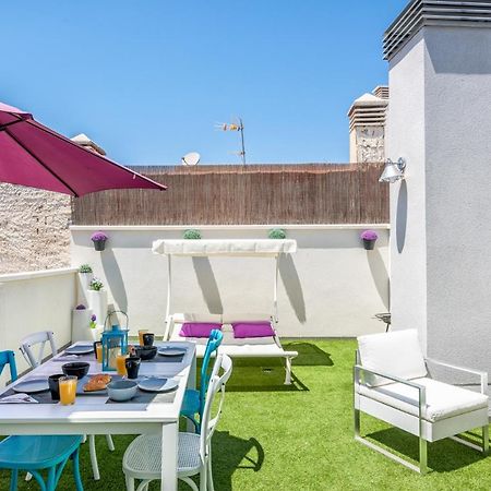 Atico Con Terraza Ac 1Hab En El Centro Y Piscina Comunitaria Apartment Малага Екстериор снимка