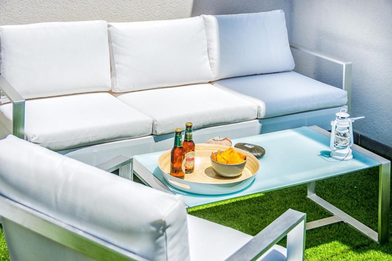 Atico Con Terraza Ac 1Hab En El Centro Y Piscina Comunitaria Apartment Малага Екстериор снимка
