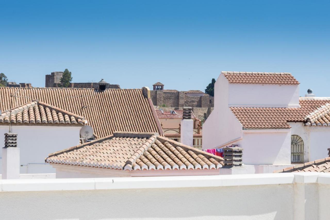 Atico Con Terraza Ac 1Hab En El Centro Y Piscina Comunitaria Apartment Малага Екстериор снимка